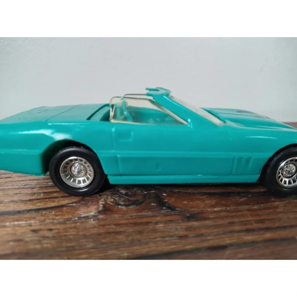 Tootsietoy 1980's‎ Chevrolet Corvette Convertible - 8 Inch USA Made Vintage